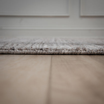 Area rug, 9' x 12'.