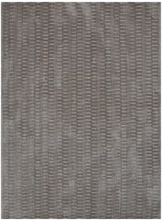 Area rug, 5' x 8'.