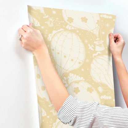 York Wallcoverings Daydream Ballongerna Yellow Wallpaper Whimsical Novelty Yellows   - MB29002