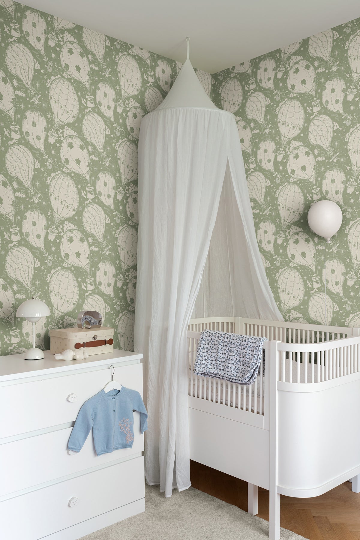 York Wallcoverings Daydream Ballongerna Green Wallpaper Whimsical Novelty Greens   - MB29004