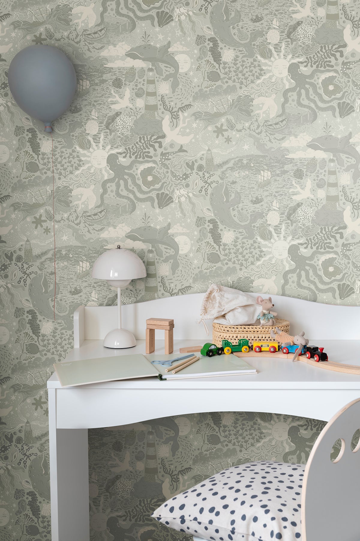 York Wallcoverings Daydream Havet Light Blue Wallpaper Whimsical Animals and Insects Blues   - MB29017