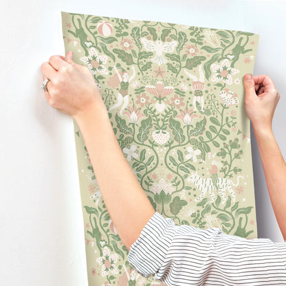 York Wallcoverings Daydream Cirkus Light Green Wallpaper Whimsical Animals and Insects Greens   - MB29026