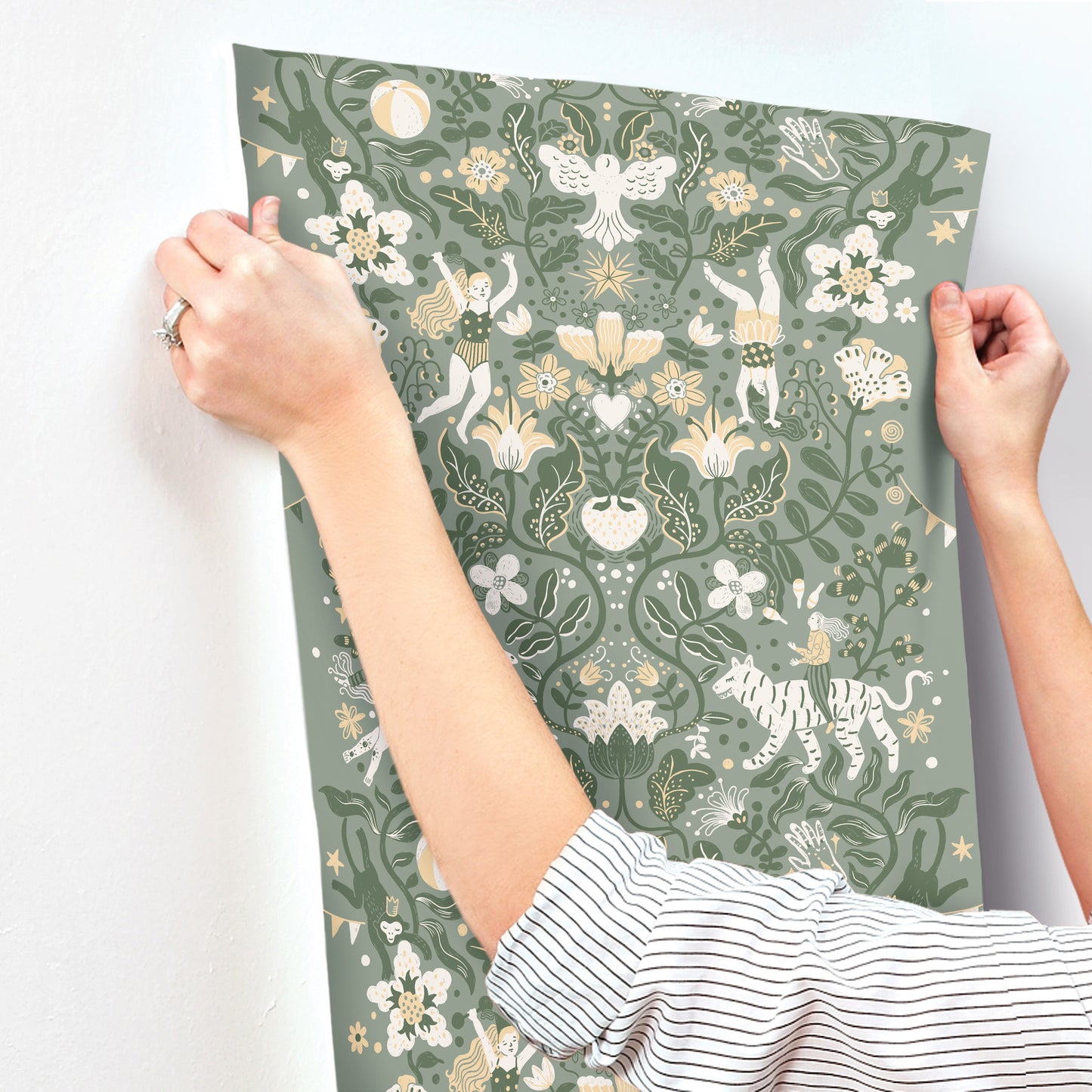 York Wallcoverings Daydream Cirkus Sea Green Wallpaper Whimsical Animals and Insects Greens   - MB29027