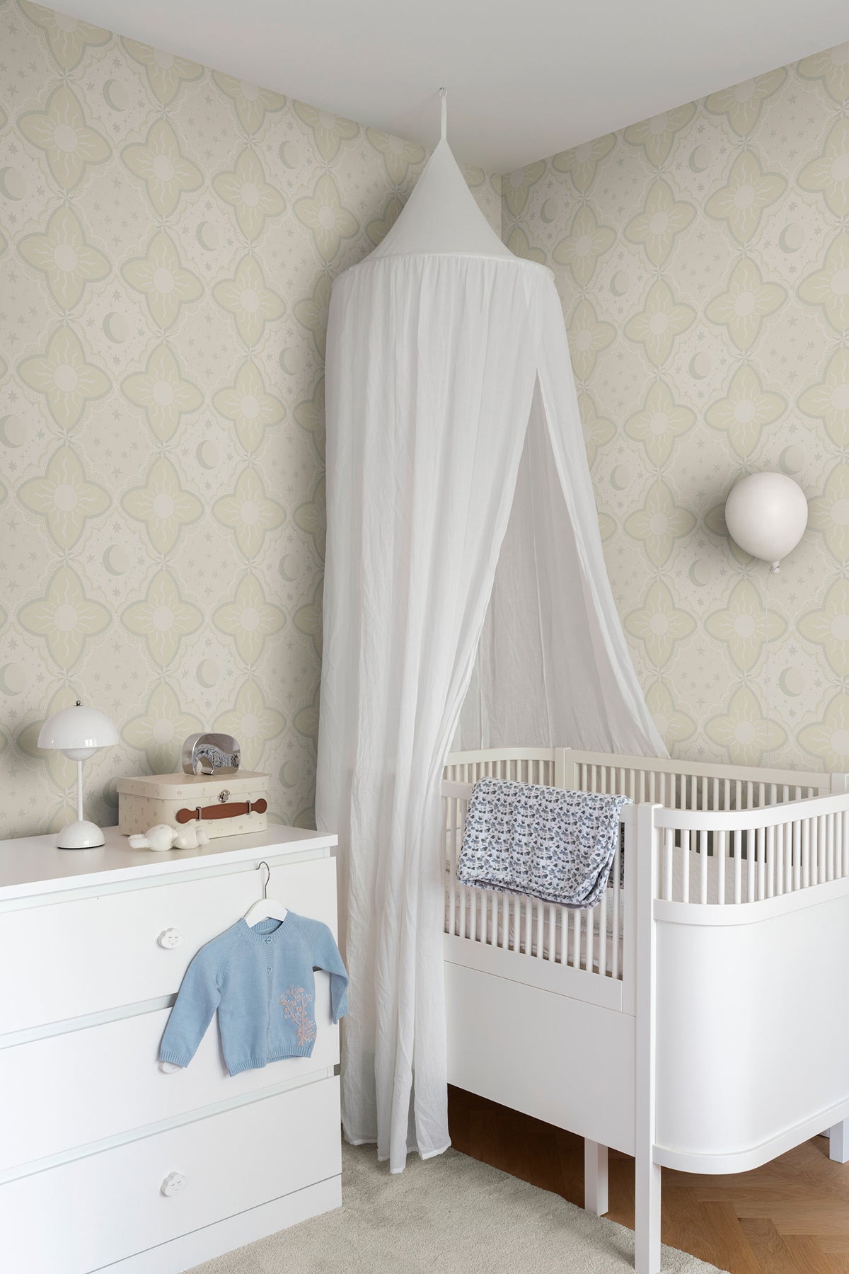 York Wallcoverings Daydream Sol and Mane Beige Wallpaper Whimsical Themes Neutrals   - MB29031