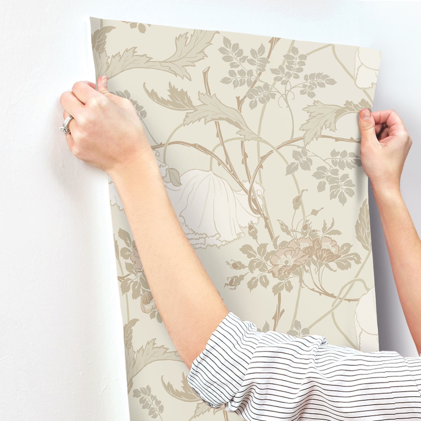 York Wallcoverings Magnolia Home 4 Gwendolyn Florals Farmhouse Beige   - MF4752
