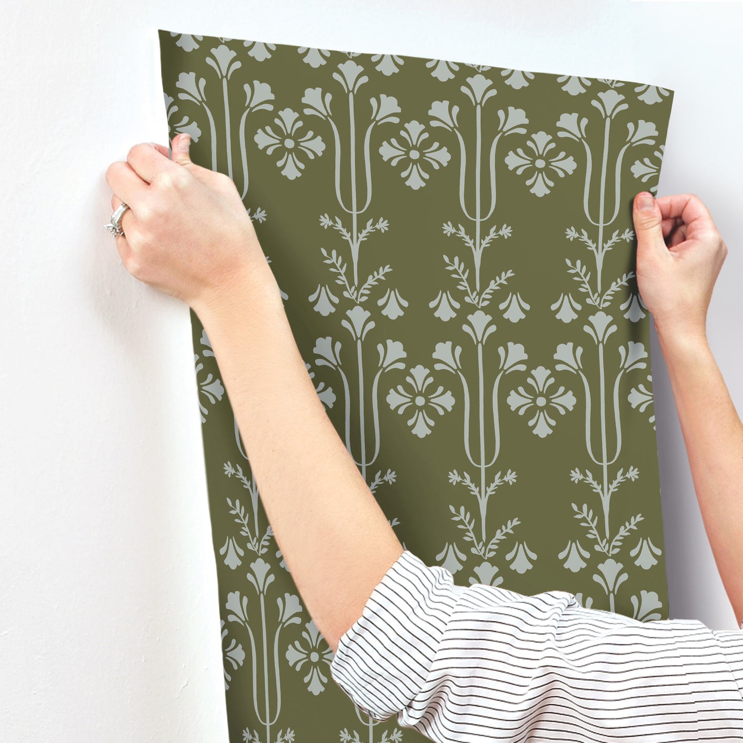 York Wallcoverings Magnolia Home 4 Lydia Moss Wallpaper Traditional Botanical Greens   - MF4801