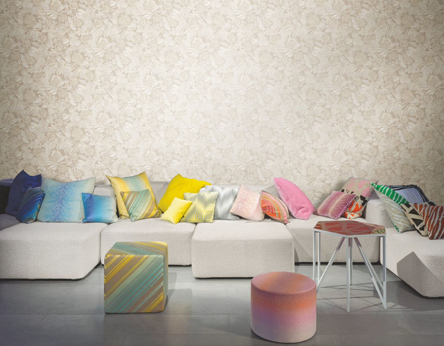 York Wallcoverings Missoni Home 5 Anemoni White Wallpaper Traditional Flowers Whites and Off-Whites   - MI10502