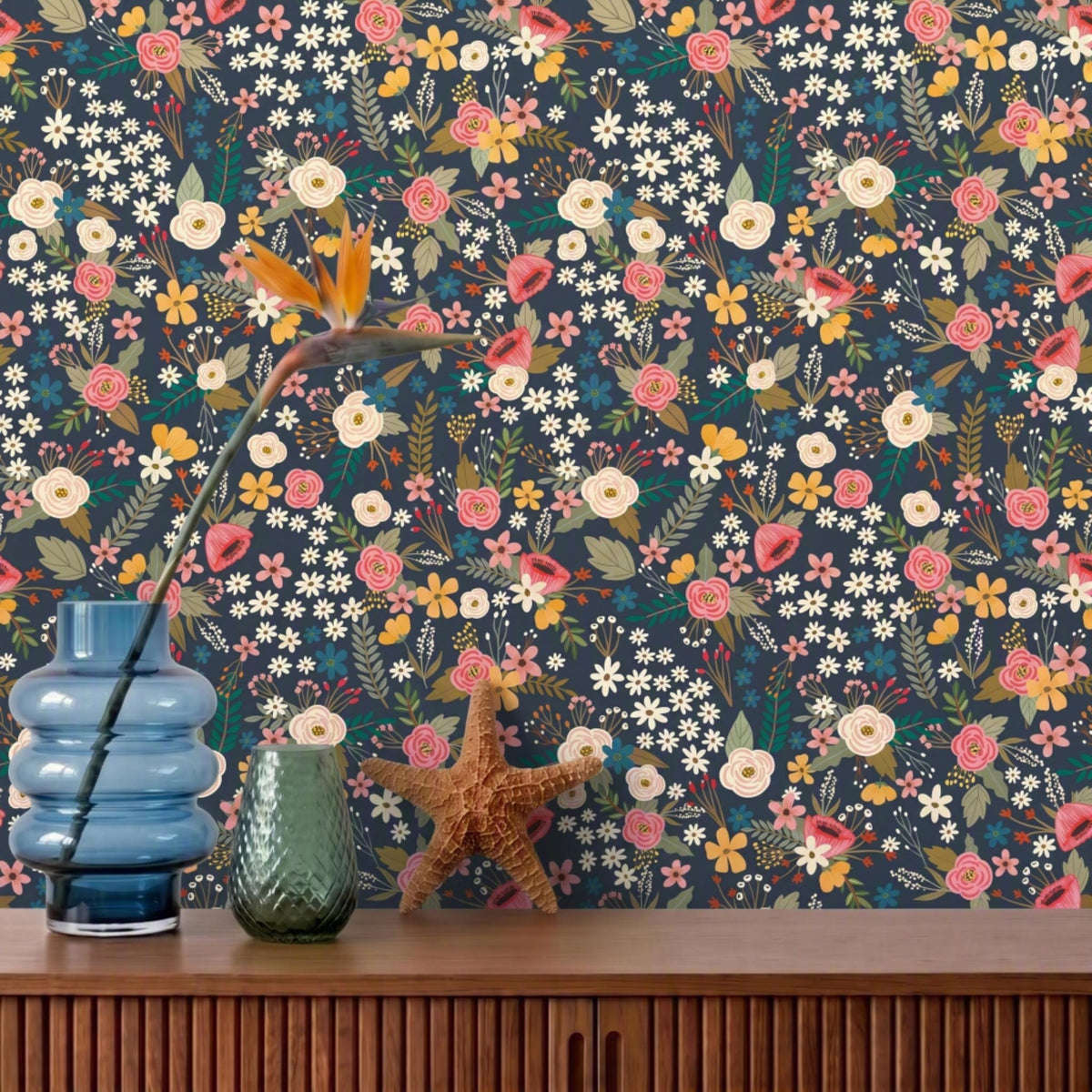 VEER DECOR Mia Charro Collection Sophie Floral Black Peel & Stick Wallaper Transitional Black   - MIAPS1-03