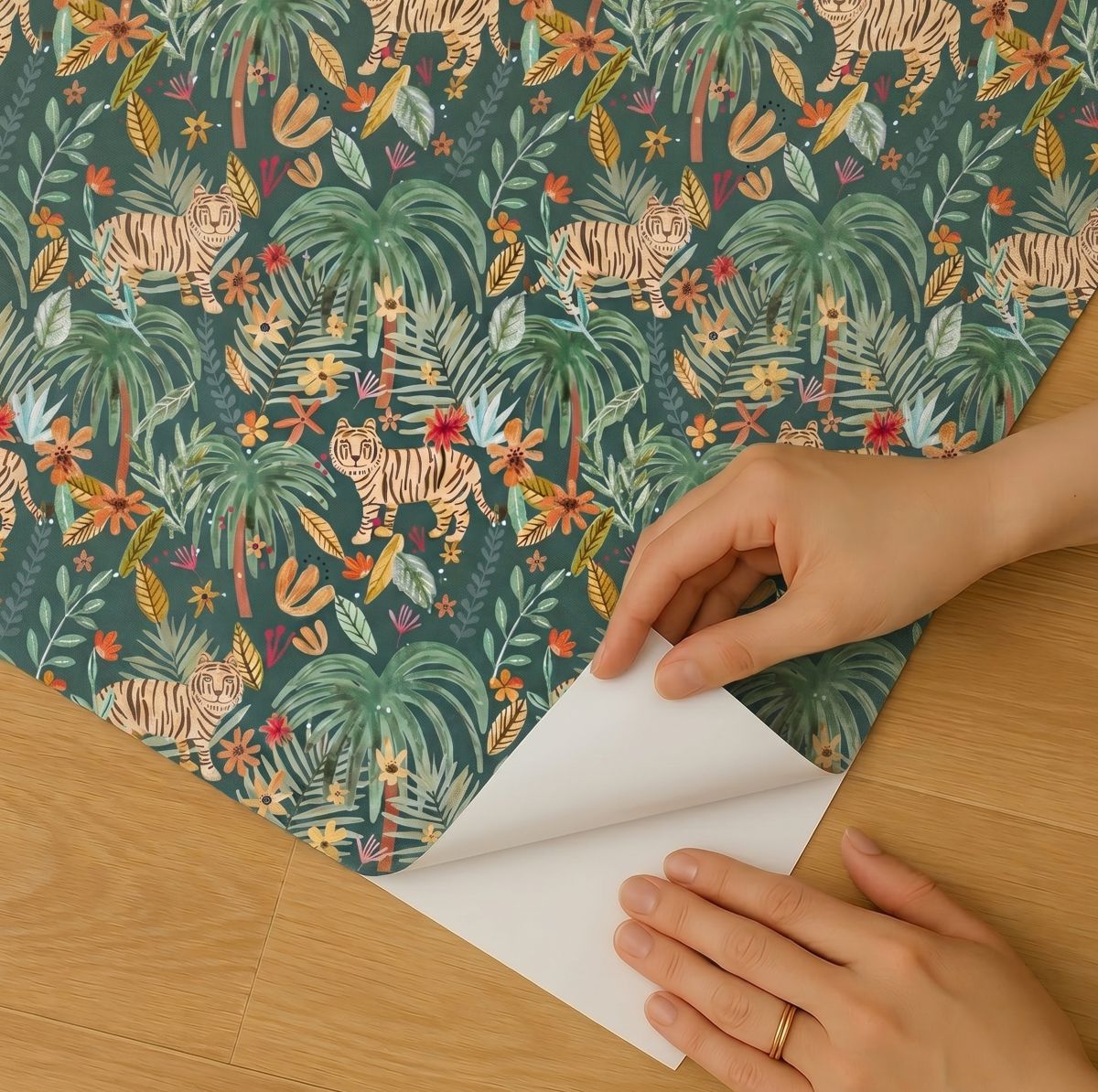 VEER DECOR Mia Charro Collection Jungle Jumboree Green Peel & Stick Wallpaper Novelty Green   - MIAPS4-01