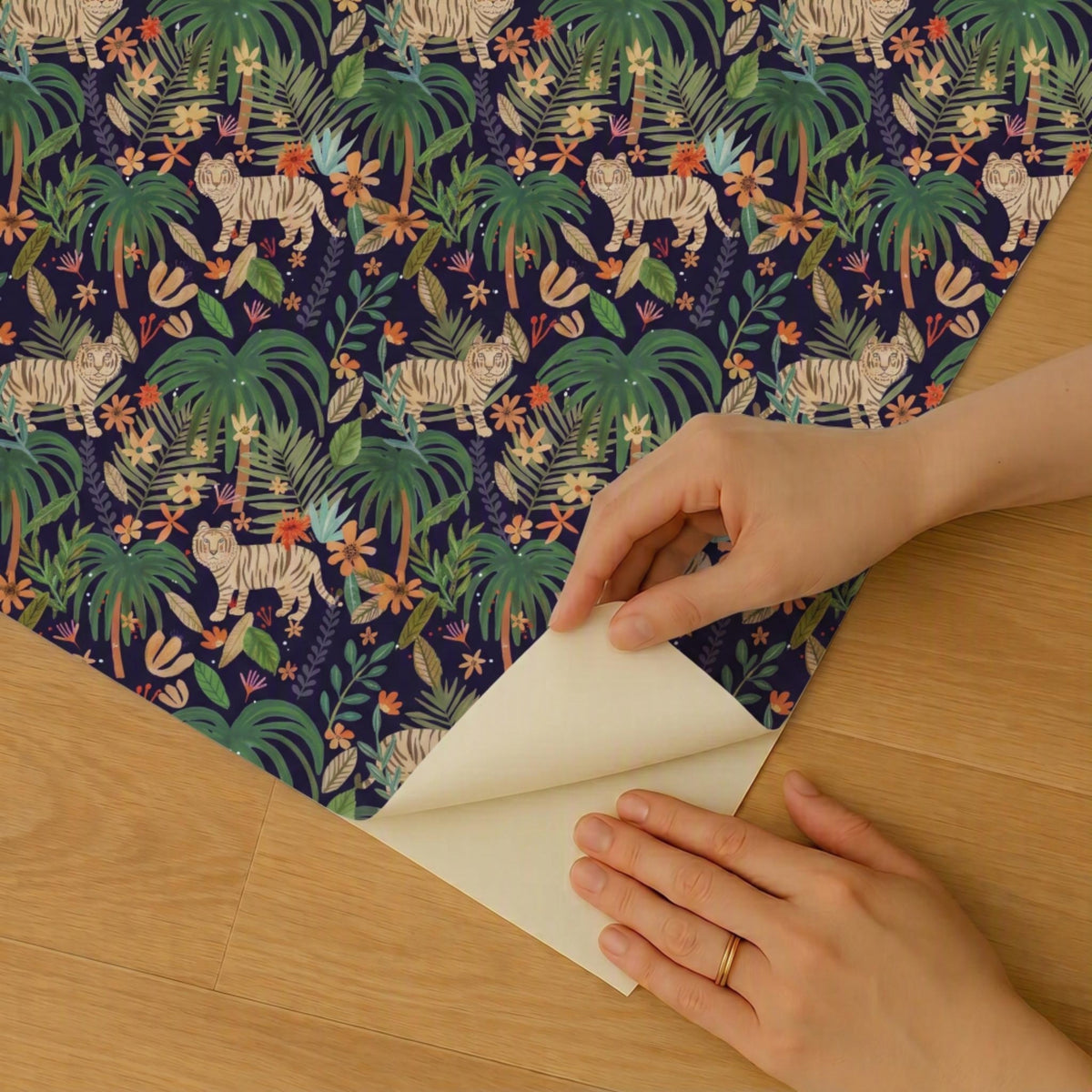 VEER DECOR Mia Charro Collection Jungle Jumboree Navy Peel & Stick Wallpaper Novelty Navy    - MIAPS4-02