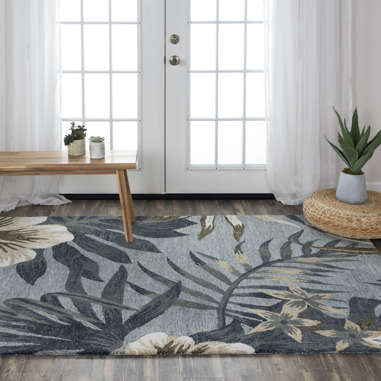 Coastal Nautical rug, 9' x 12'.