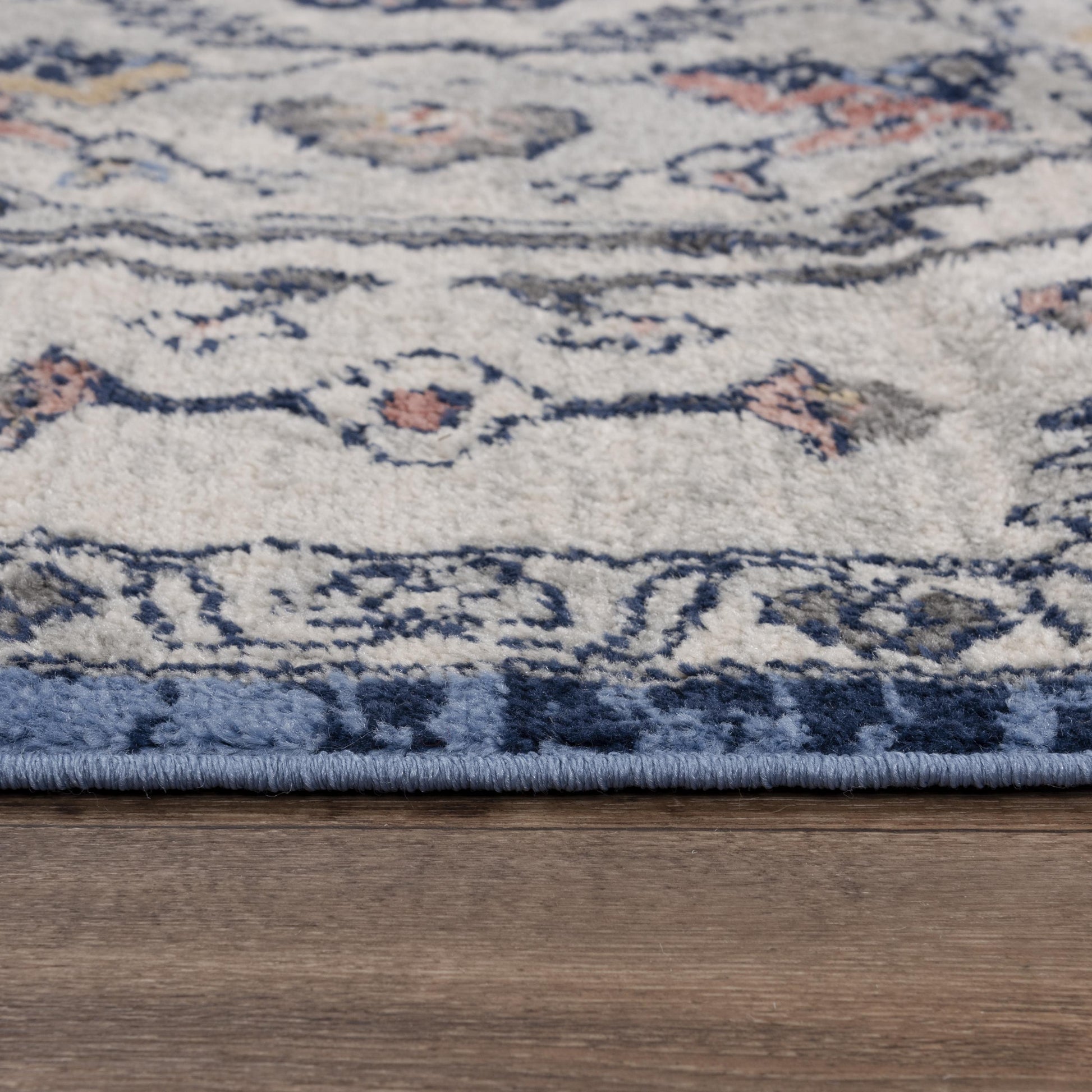 Marquise Traditional rug, 8' x 10'.
