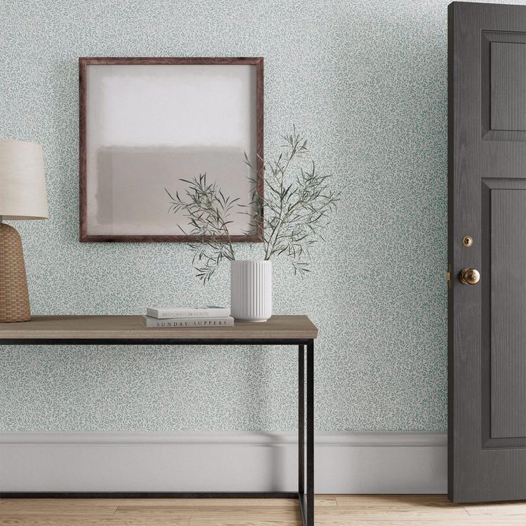 Morris & Co Standen Wallpaper MSIM217067 in Seaglass – elegant botanical leaves designer wallcovering from the Simply Morris collection, perfect for living rooms, bedrooms, and luxury interiors, available at Primoends