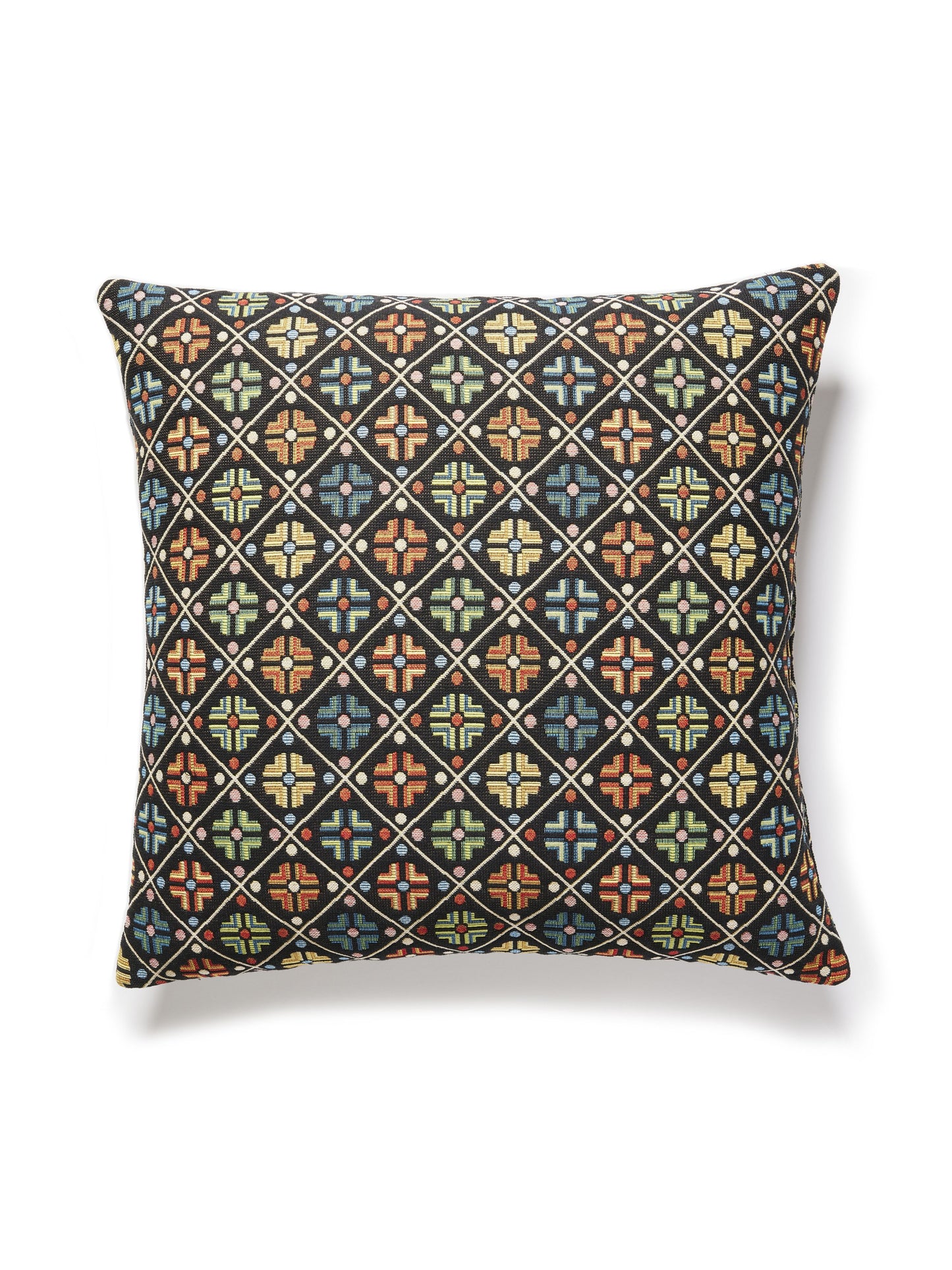 SCALAMANDRE PILLOWS   DIAMOND / OGEE 
GEOMETRIC 
GRAPHIC 
SMALL SCALE SQUARE    - N1 0002SDDKB411