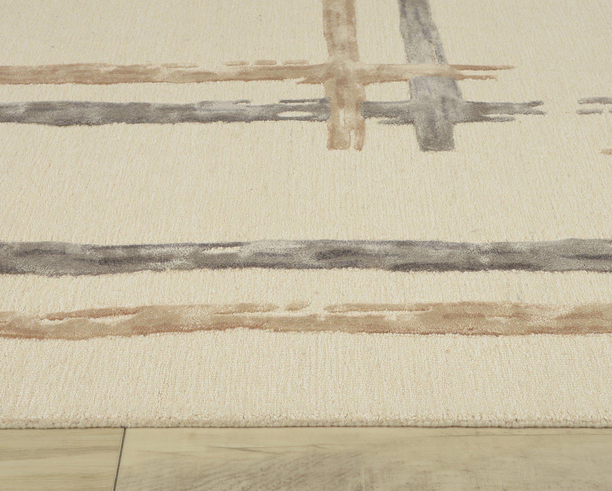 Modern rug, 8' x 10'.