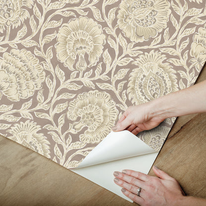 York Wallcoverings NuWallpaper Aliviya Cha Peel and Stick Wallpaper Botanical Transitional Cha  Current Peel & Stick - NNS6509