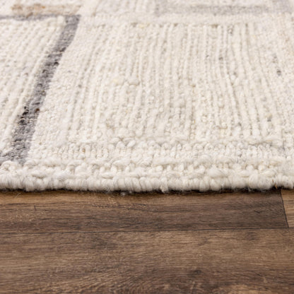 Contemporary rug, 5' x 8'.