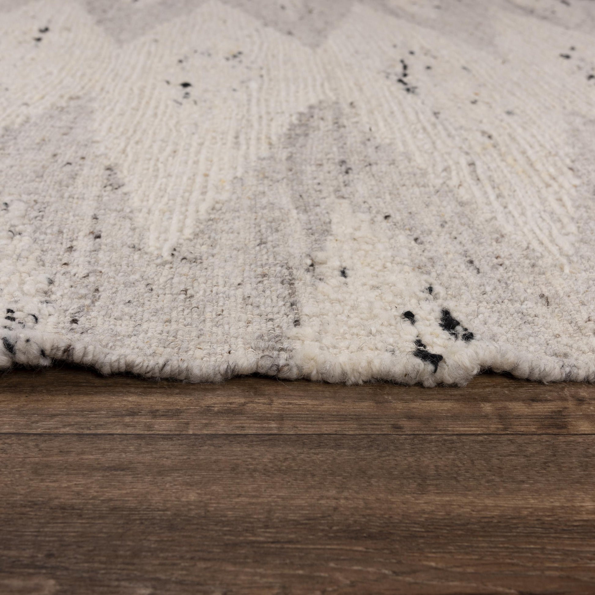 Nova Rustic, Lodge rug, 8' x 10' - NVANVA94600370810