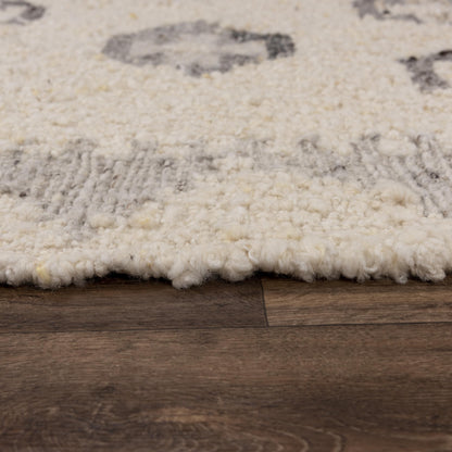 5' x 8' rug in rustic lodge style.