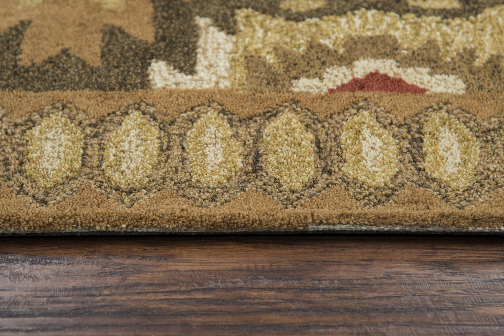 Area rug in rustic lodge style, 5' x 8'.