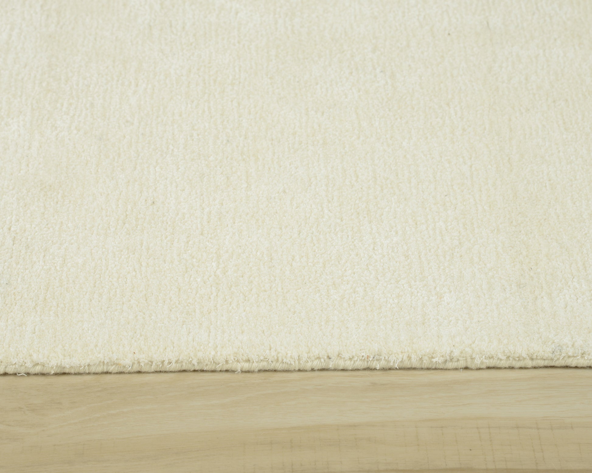 Rug in ocean tones, casual style, 9' x 12'.