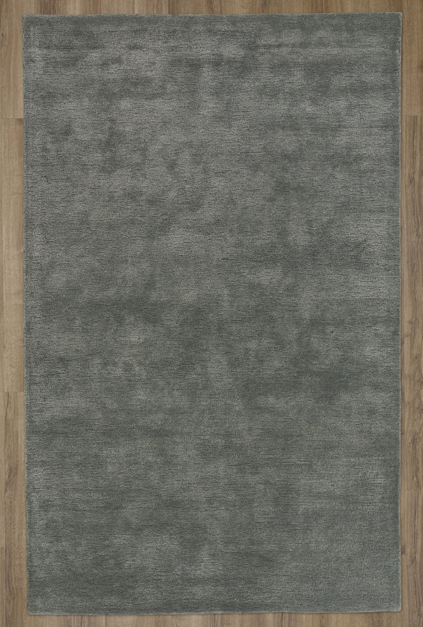 Ocean casual rug, 5' x 8'.