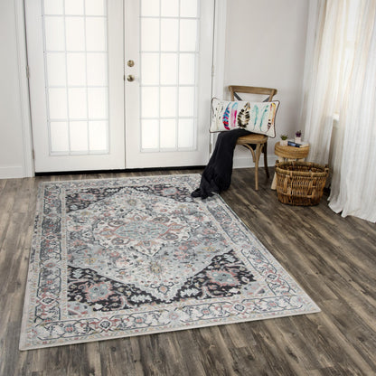 Traditional rug, 8' x 10'.