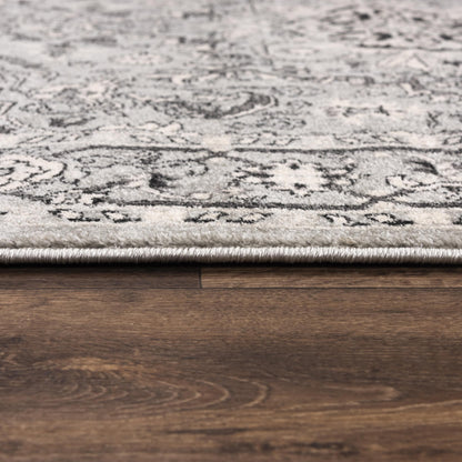 Traditional rug, 8' x 10'.