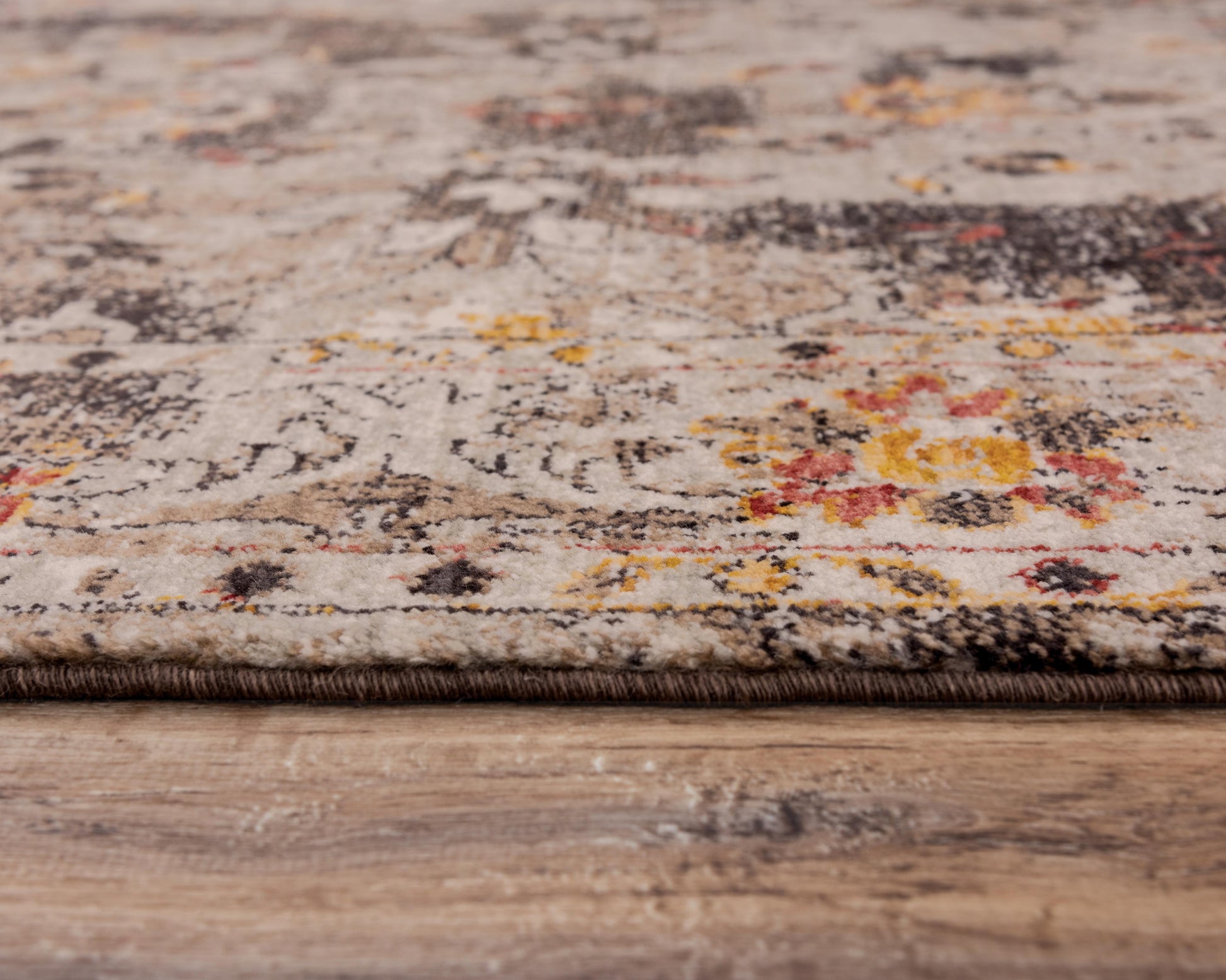 Traditional rug, 10' x 13'.