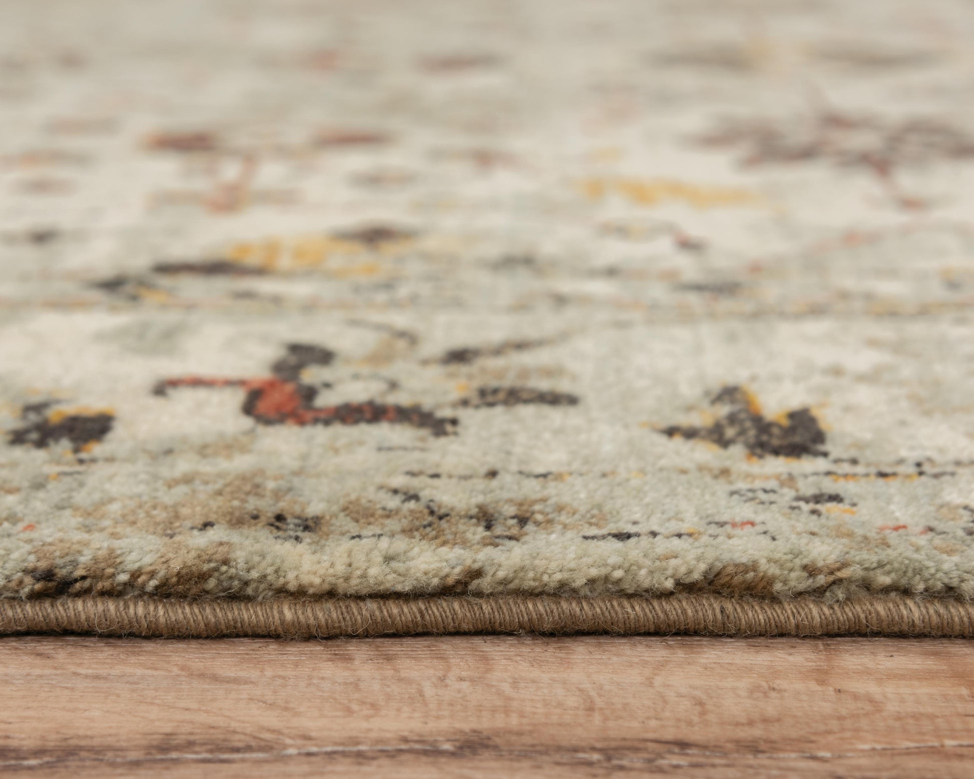 Ovation transitional rug, 5' x 8'.