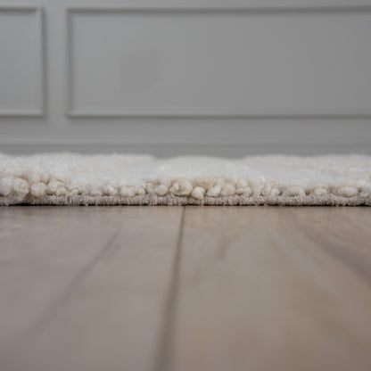 5' x 8' transitional area rug.