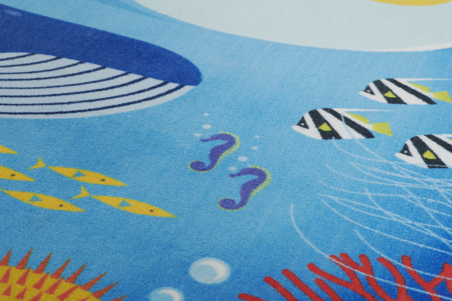 Momeni Rugs   Playground 6' Round    - PLAYGPLY-3BLU600R