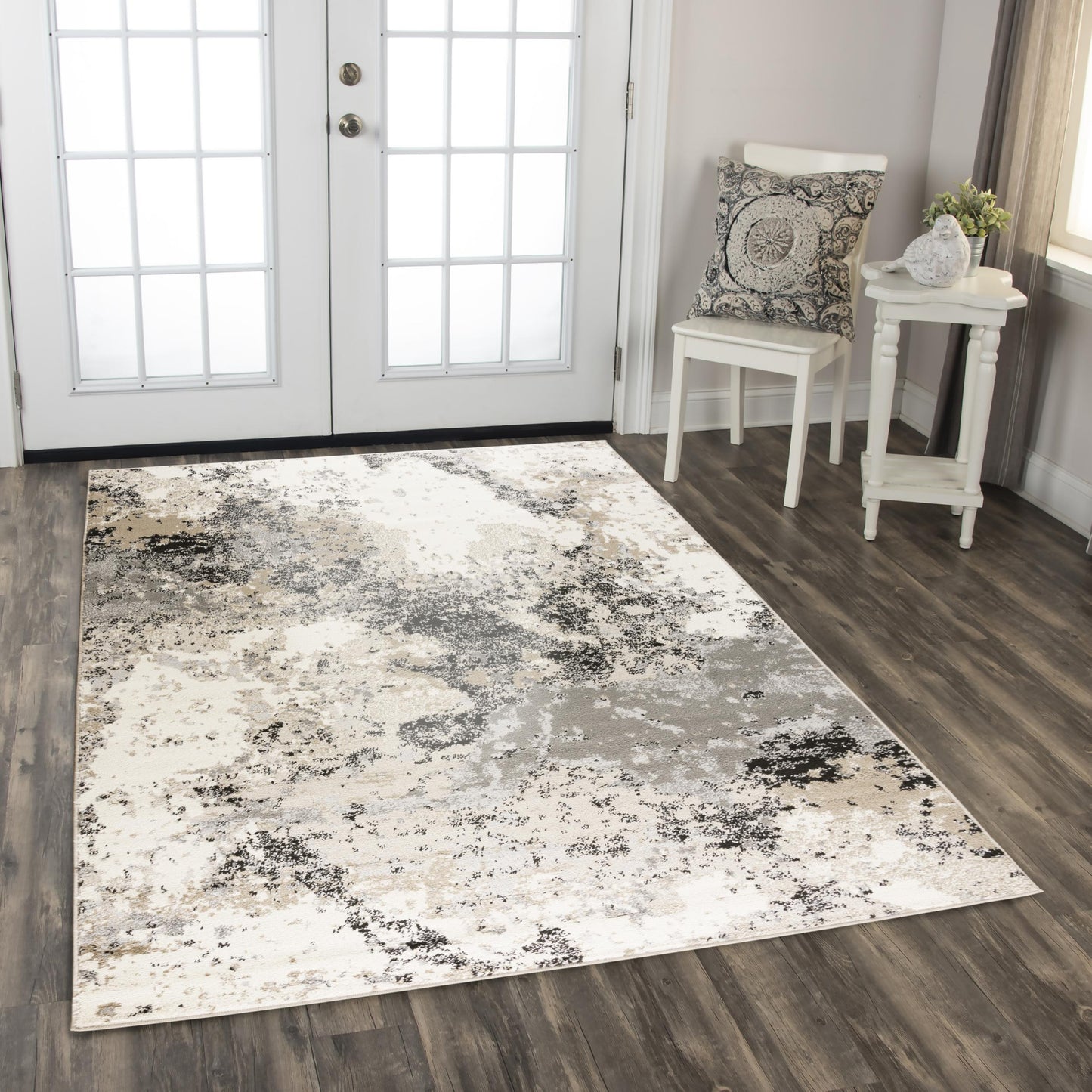 Contemporary rug, 5' x 7