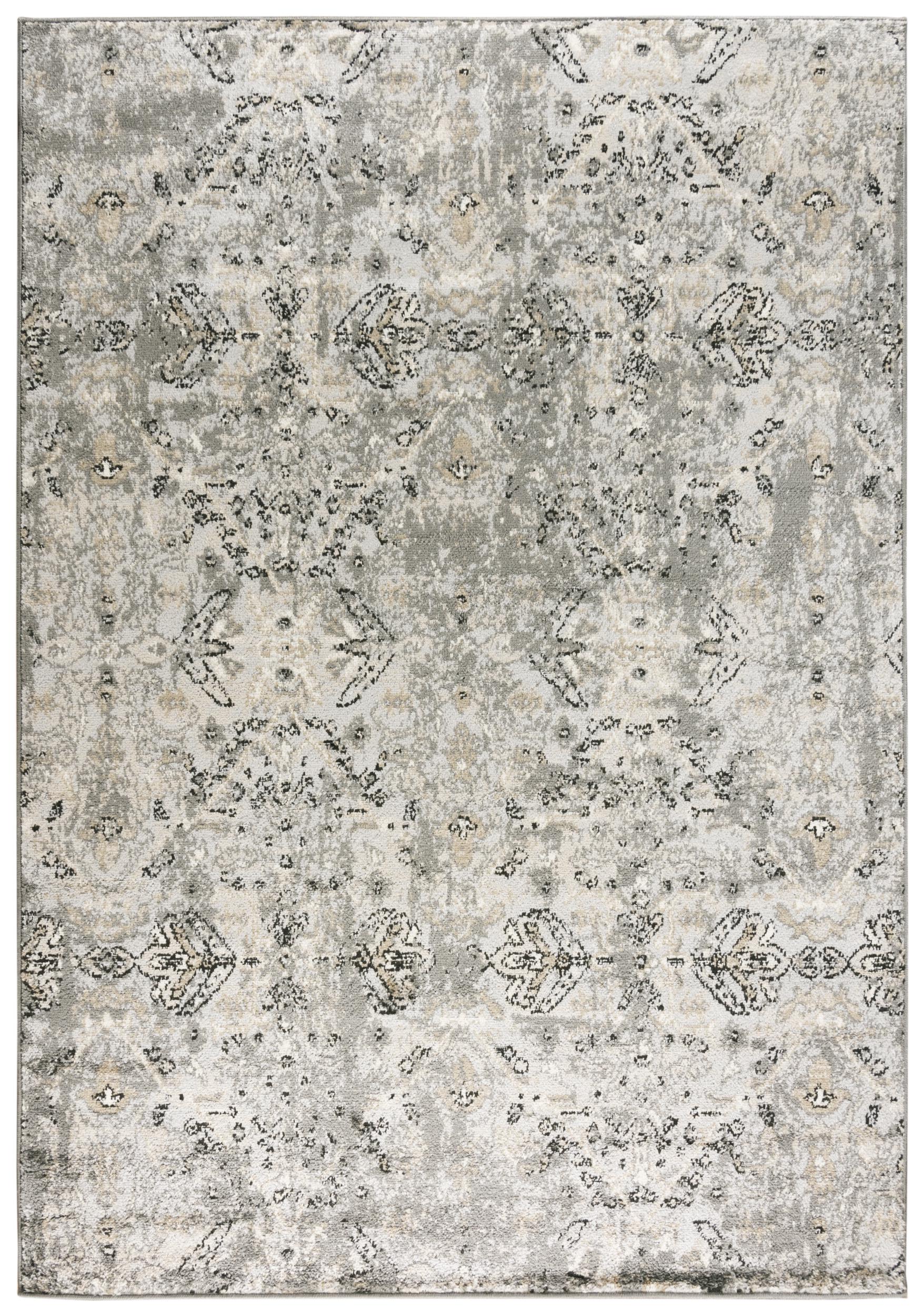 Traditional style rug, 5' x 7'.