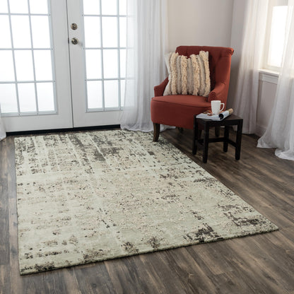 5' x 8' contemporary area rug.