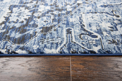 Traditional 3' x 5' rug with an intricate pattern.