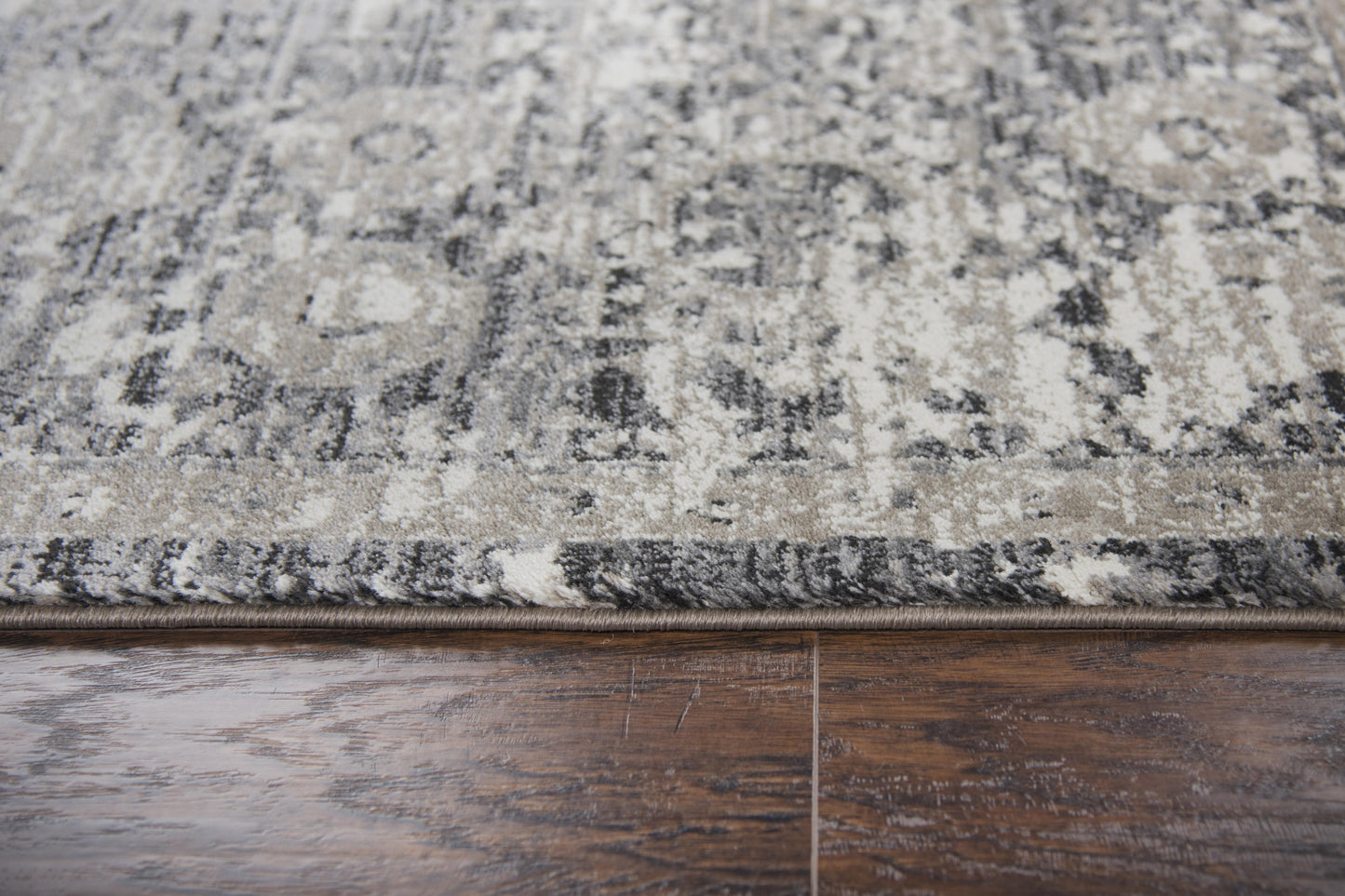 Rug, transitional style, 3' x 5'.