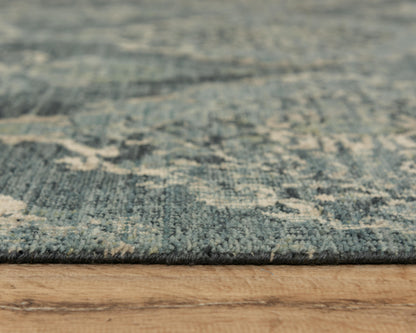 Platinum transitional rug, 2' x 3'.