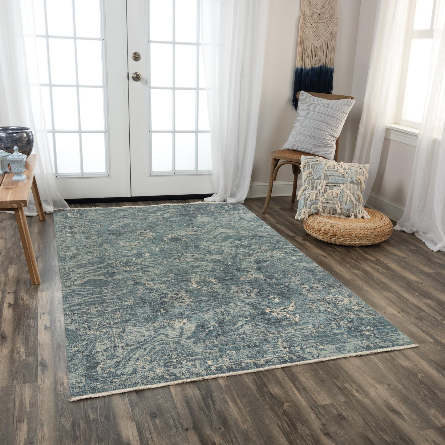 Contemporary Platinum rug, 2' x 3'.