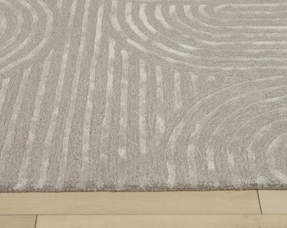 Mid-Century Modern rug, 9' x 12'.