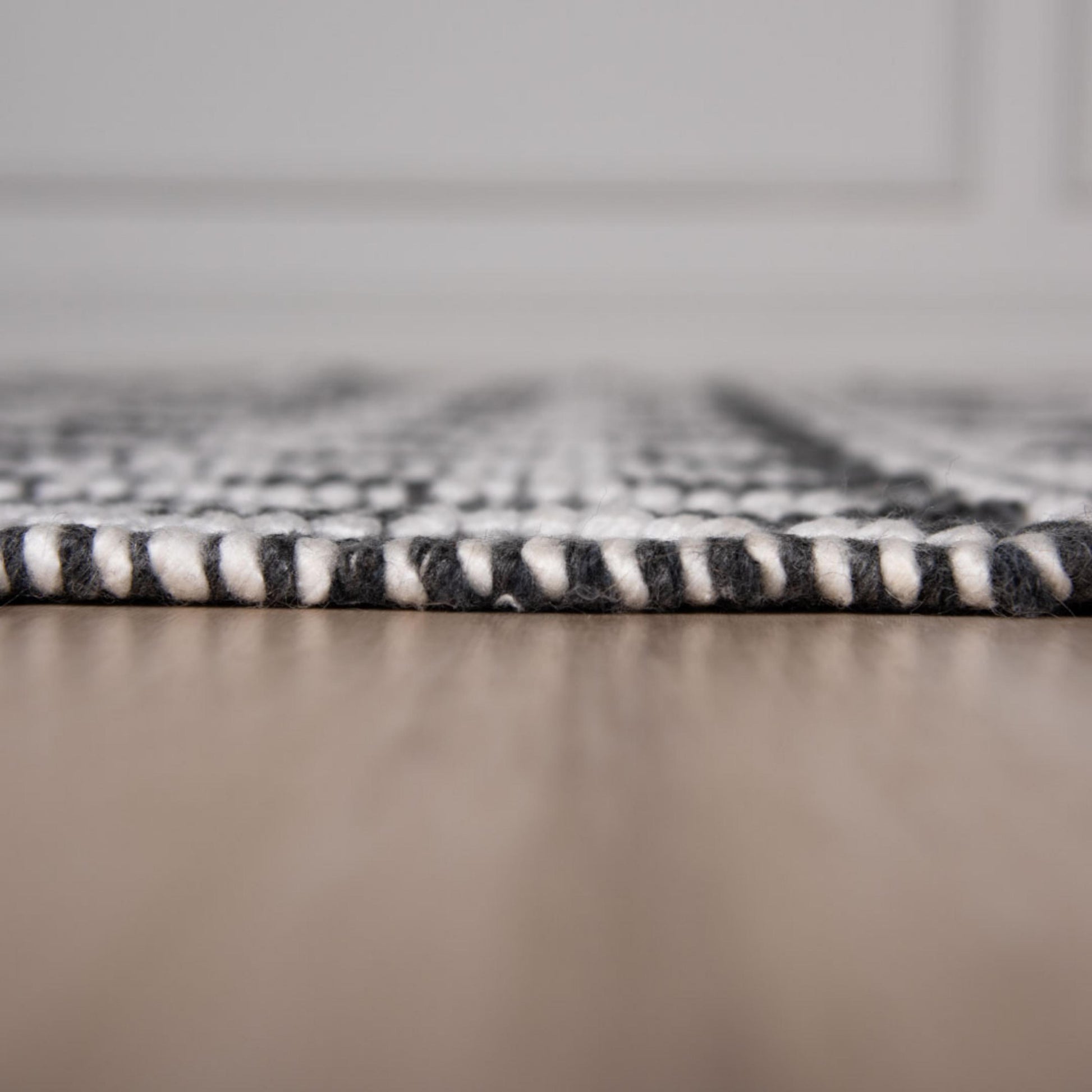 Pantera rug, contemporary style, 9' x 12'.