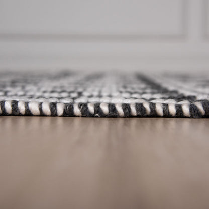 Pantera rug, contemporary style, 9' x 12'.