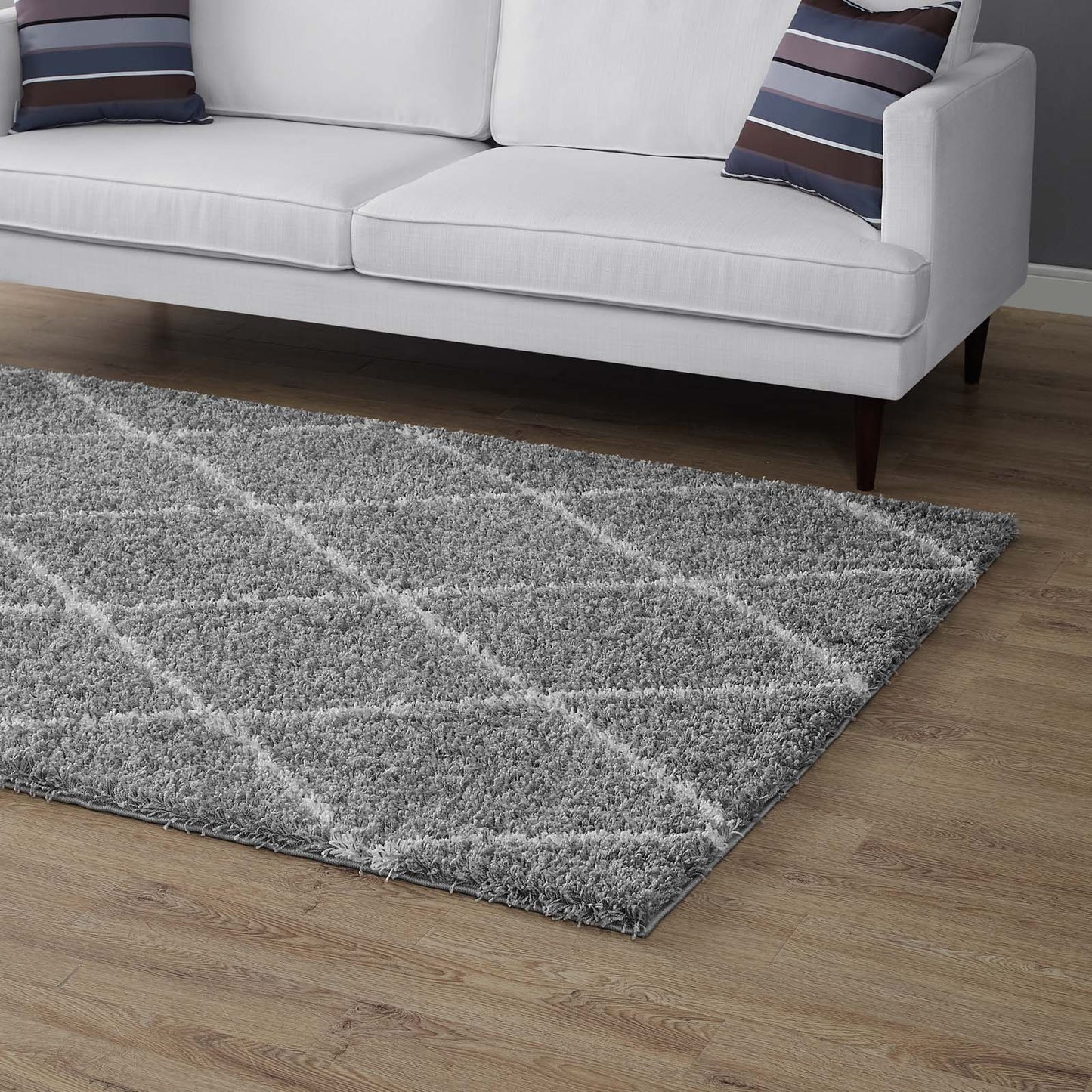 Modway Outlet Toryn Diamond Lattice 5x8 Shag Area Rug by Modway  Living Room Rugs Gray and Ivory - R-1144B-58
