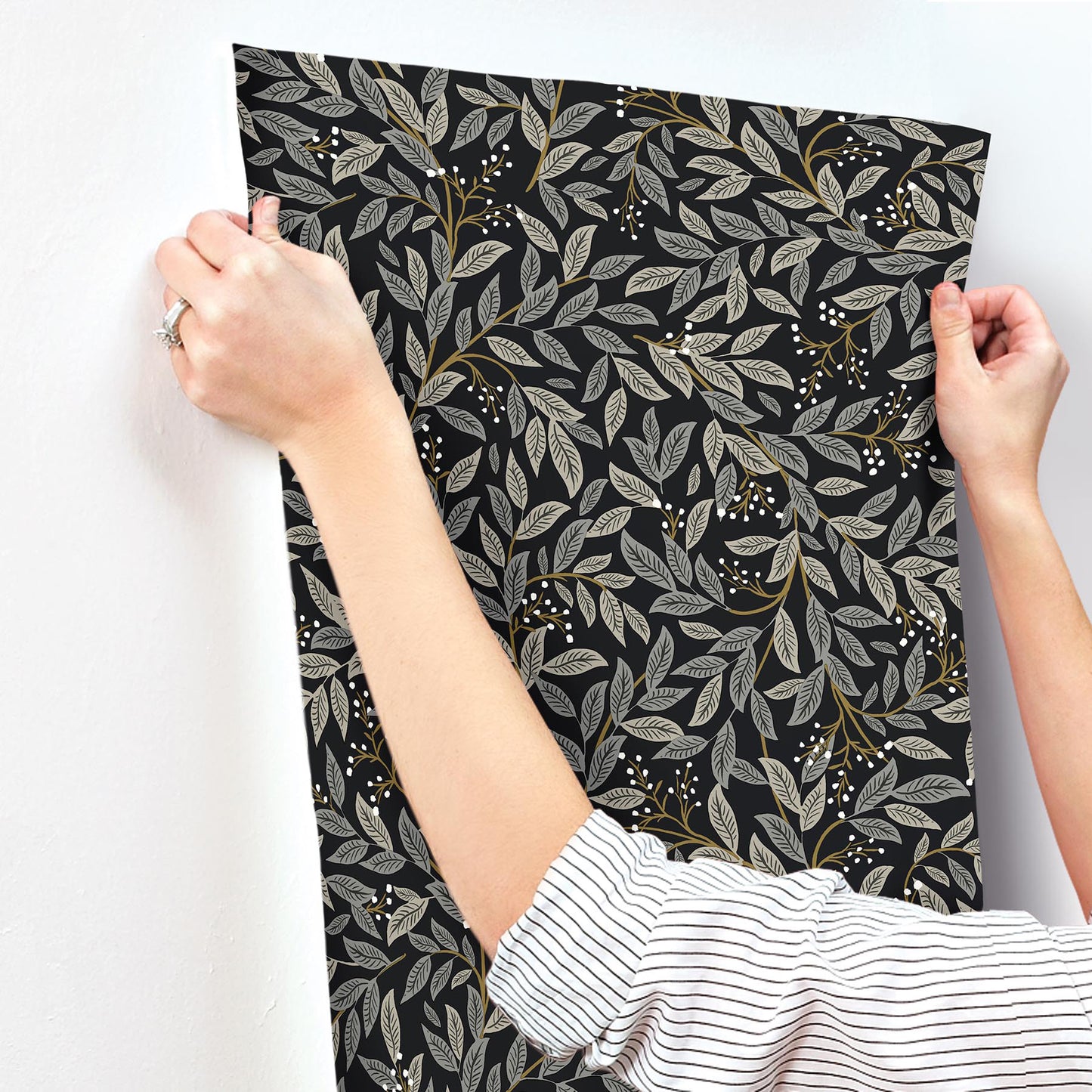 York Wallcoverings Rifle Paper Co. 3rd Edition Willowberry Black Wallpaper Farmhouse Botanical Blacks   - RF7462