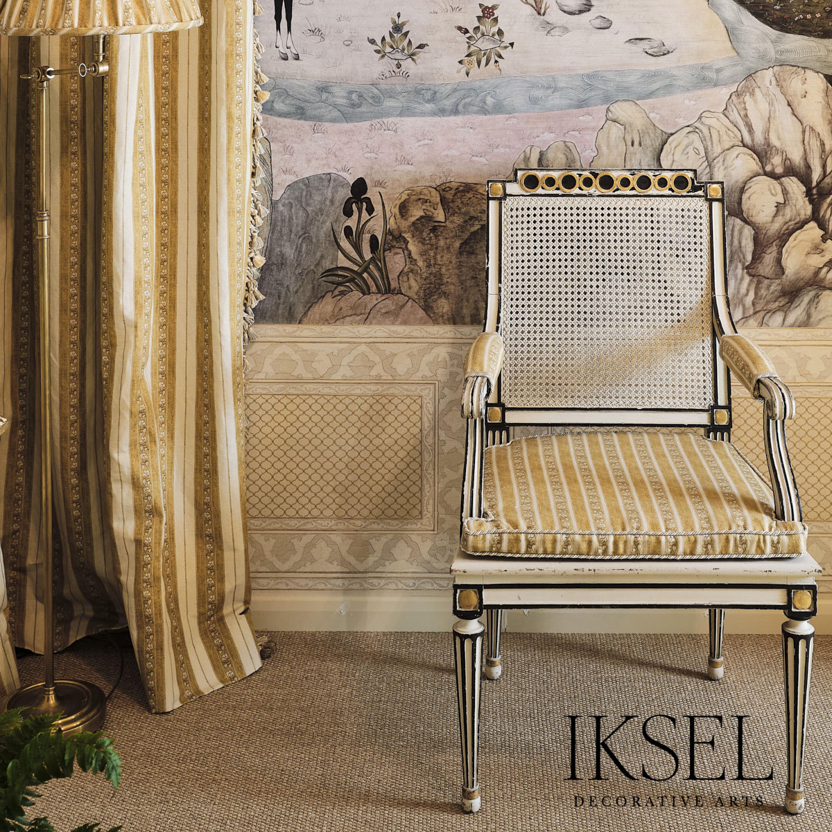 SCHUMACHER  IKSEL SAFAVID GOLDEN STRIPE PRINTS PRINTS GOLD   - RF928CR71