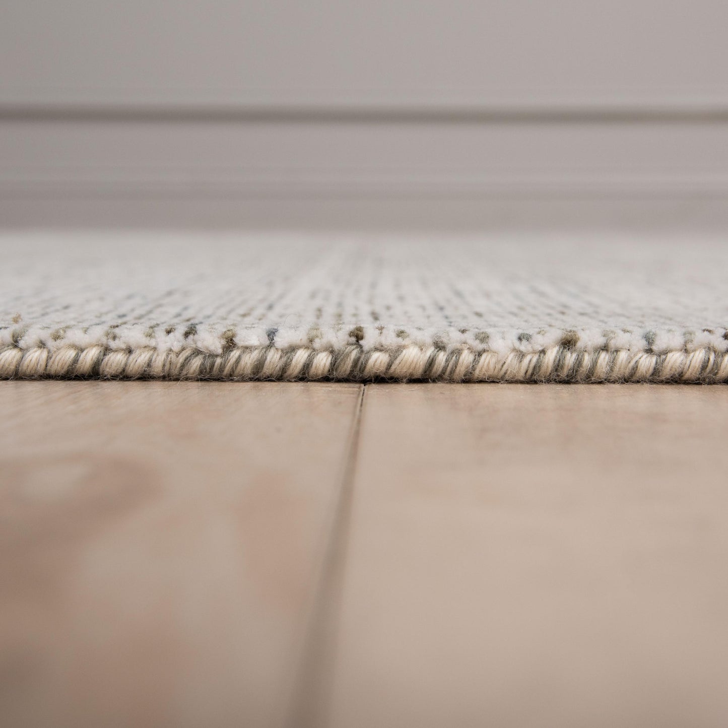 8' x 10' transitional rug.