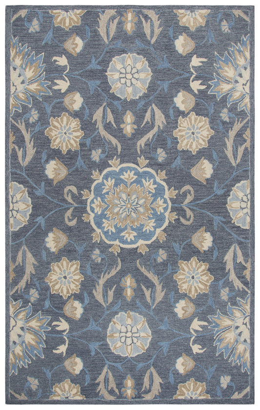 Traditional rug, 5' x 8'.