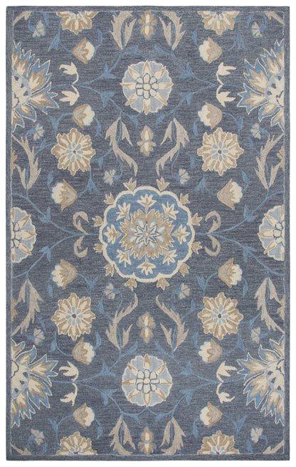 Traditional patterned rug, 9' x 12'.