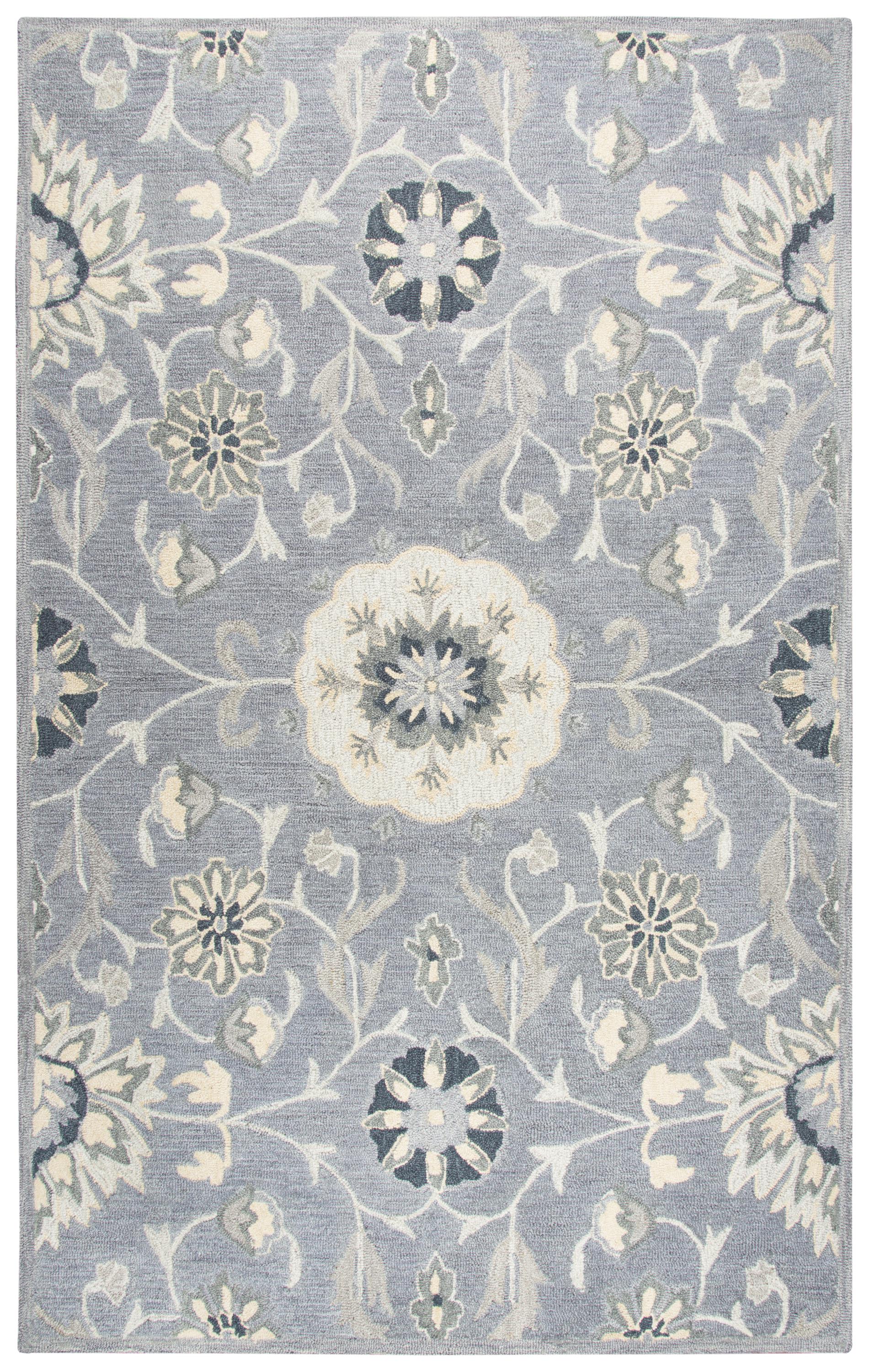 Traditional rug, 9' x 12'.