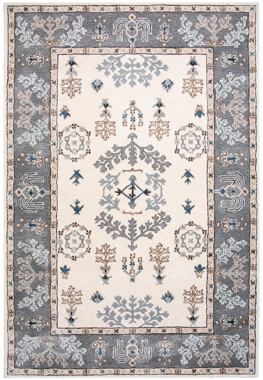 Sapphire traditional rug, 5' x 8'.